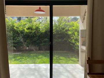 Departamento con jardín en Ecoaldea, Pilar