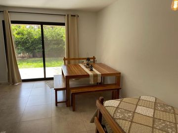 Departamento con jardín en Ecoaldea, Pilar