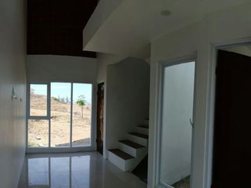 rumah SEMIVILLA VIEW KOTA bandung di kawasan pendidikan