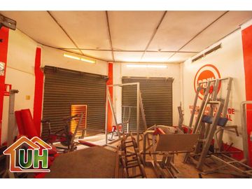 00528 - VENTA TERRENO COMERCIAL - EN ESQUINA - AT 324 M2