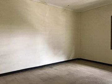 Rumah Usaha di SEMARANG KOTA. Dekat mall dan pusat kota