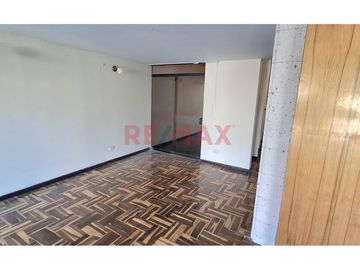 Alquilo Linda Y Amplia Casa Para Empresas – La Señorial, Cayma