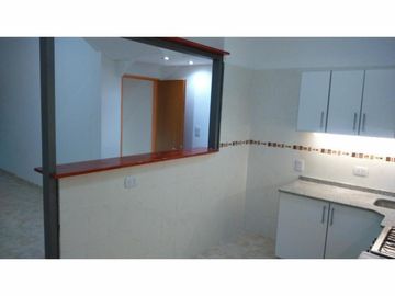 Departamento Tipo Casa entrada indep. Venta 1 AMB Dividido en 2 con patio RECICLADO A NUEVO