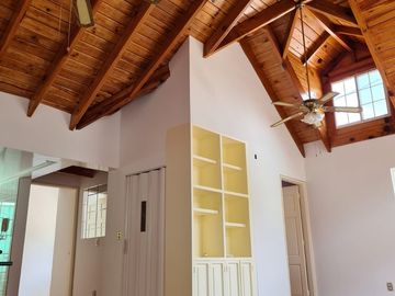 Casa en venta con jardín a 15 min de Santa Fe
