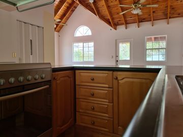Casa en venta con jardín a 15 min de Santa Fe