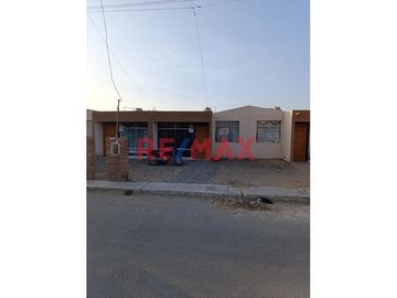 🏡 ¡Tu hogar ideal en Valle Hermoso te espera! 🏡
 
En venta hermosa casa de un piso en la exclusiva urbanización Valle Hermoso, Chiclayo.  Con 98.27