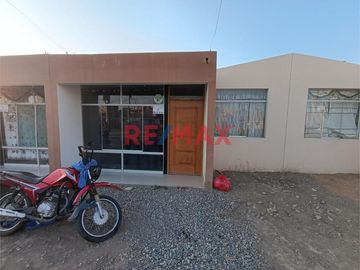 🏡 ¡Tu hogar ideal en Valle Hermoso te espera! 🏡
 
En venta hermosa casa de un piso en la exclusiva urbanización Valle Hermoso, Chiclayo.  Con 98.27