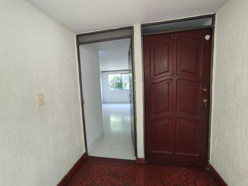 apartamento en arriendo en cañaverales. Cod A7507