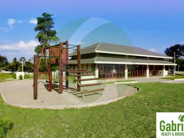 High End Lot only subdivision in Maria Luisa North