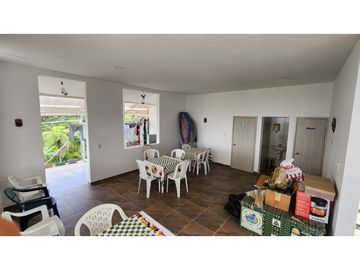 Se vende finca en vía Armenia, entrada 10.