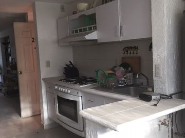 AMPLIA CASA COND. Cerca Walmart Paraiso, 4 recs. Vig., jard., alb $1,750,000.00