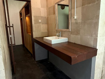 VILLA DI SABA HANYA 5 MENIT KE PANTAI SABA