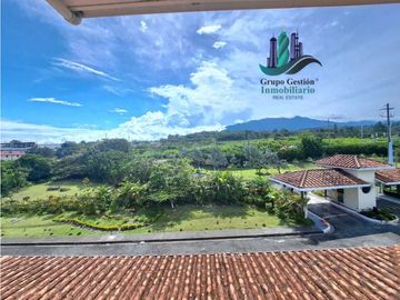 VENDO APARTAMENTO AMOBLADA DE 254M2 BOQUETE