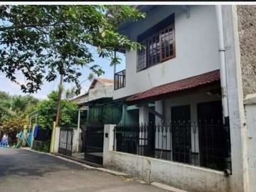Di jual rumah bagus di Bojong Koneng Cikutra Bandung