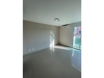 SE VENDE AMPLIO APARTAMENTO EN VILLA CAMPESTRE