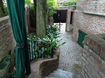 SAN ISIDRO LIBERTADOR AL RIO- CHALET EUROPEO- 6 AMBIENTES