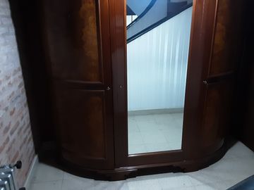 SAN ISIDRO LIBERTADOR AL RIO- CHALET EUROPEO- 6 AMBIENTES