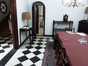 SAN ISIDRO LIBERTADOR AL RIO- CHALET EUROPEO- 6 AMBIENTES