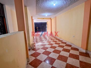 🏡 ¡Oportunidad única en Lambayeque! 🌟

Descubre tu nuevo hogar en el corazón del Pueblo Joven San Martín. Esta amplia casa de 5 años de antigüedad e