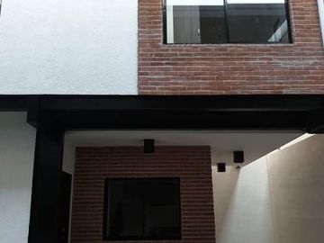 3 BEDROOM 2 STOREY RFO CHELSEA TH FAIRVIEW QC