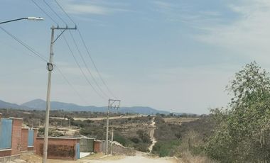 Oportunidad de Inversión Única: Terreno Estratégico de 10,780 m² Cerca de Jurica, Querétaro