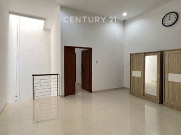Rumah 2½ Lt Siap Huni Akses Jalan Lebar Di Kelapa Gading S9753