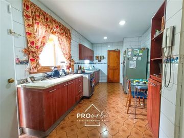Casa en Venta en CASA FAMILIAR EN 532 M2 DE TERRENO...