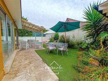 Casa en Venta en CASA FAMILIAR EN 532 M2 DE TERRENO...