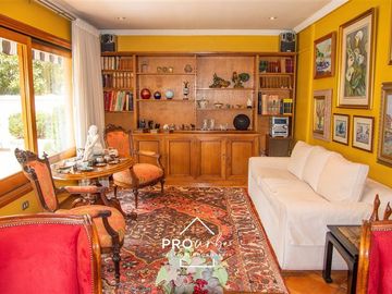 Casa en Venta en CASA FAMILIAR EN 532 M2 DE TERRENO...