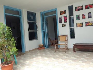 casa en venta en ciudad jardín. Cod V13270