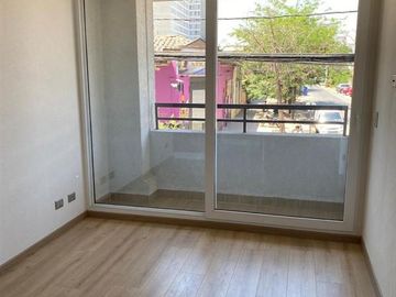 Departamento en Venta en Vendo Departmaento 1 dorm Gamero /Metro Hospitales