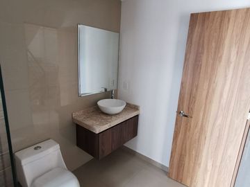 CASA VENTA JURIQUILLA QUERETARO CON ROOF GARDEN