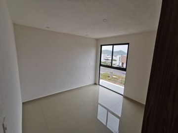 CASA VENTA JURIQUILLA QUERETARO CON ROOF GARDEN