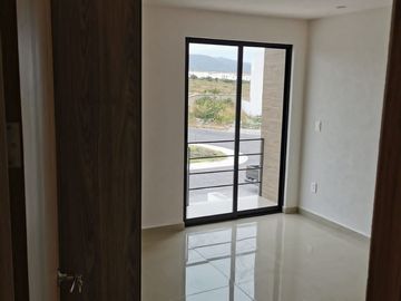 CASA VENTA JURIQUILLA QUERETARO CON ROOF GARDEN