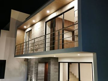 CASA VENTA JURIQUILLA QUERETARO CON ROOF GARDEN