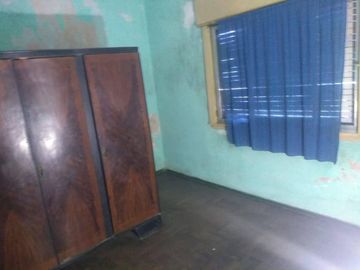 En Venta - Casa Americana S/ Lote 10x34 Para Refaccionar