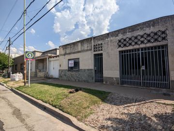En Venta - Casa Americana S/ Lote 10x34 Para Refaccionar