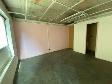 Oficina en Venta en Teatinos / Catedral / Morandé