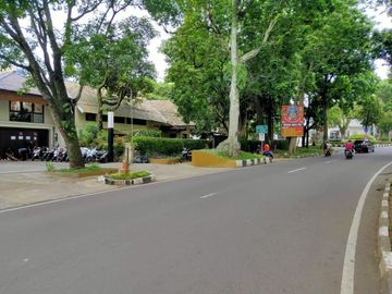 rumah murah hitung tanah pusat kota trunojoyo Bandung dekat mall