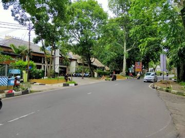 rumah murah hitung tanah pusat kota trunojoyo Bandung dekat mall