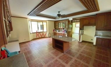 House and Lot in Ayala Alabang Village