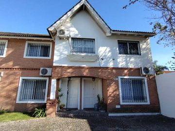 Duplex en venta en Castelar Norte