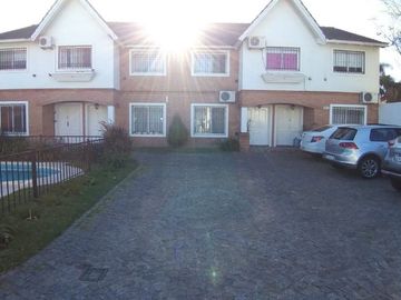 Duplex en venta en Castelar Norte