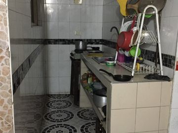 VENTA CASA  RENTABLE  B. LA MARIA - KENNEDY  BOGOTA COLOMBIA EXCELENTE UBICACION .