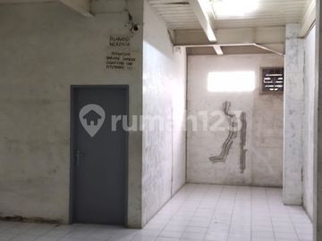 Ruko Gudang 3 Lantai Bangunan Kokoh Duta Mas Jakarta Barat