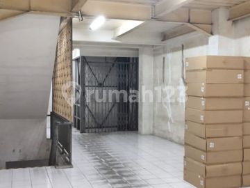 Ruko Gudang 3 Lantai Bangunan Kokoh Duta Mas Jakarta Barat