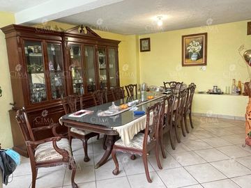 Venta casa en Fraccionamiento Monte Rubí Huitzilac - V258