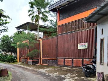 DREAMPROPERTI | Rumah kos kokoh jalan diponegoro bondowoso