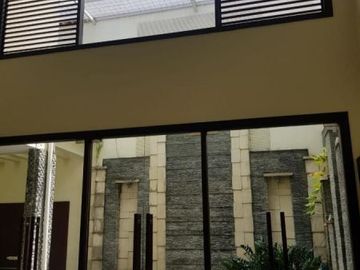 Rumah di Villa Bukit Regency 3 . Pakuwon indah