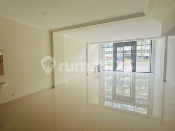Ruko Baru 4 Lantai di Pusat Keramaian Gading Serpong